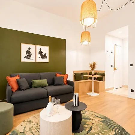 Apartment Bright & Chic I Walk To Eiffel Tower I Location Close To Metro *